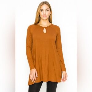 FREE PEOPLE Oversized Long Sleeved Shirt with Keyhole Opening Size Small; NWOT